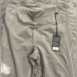 NWT Large Grey Allbirds Leggings